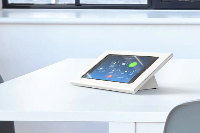 Zoom Rooms Console for iPad mini